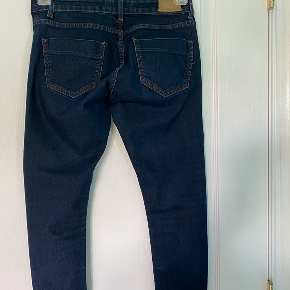 Jeans - Picture 2 of 3